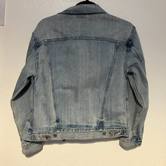 Levi's Ex-Boyfriend Trucker Denim Jacket Size Small - Picture 7 of 7